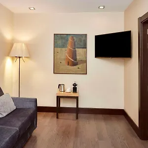 Nh Eixample Hotel